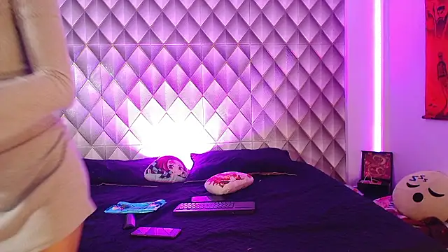 CoupleSwingerLatin online show from January 7, 7:02 am