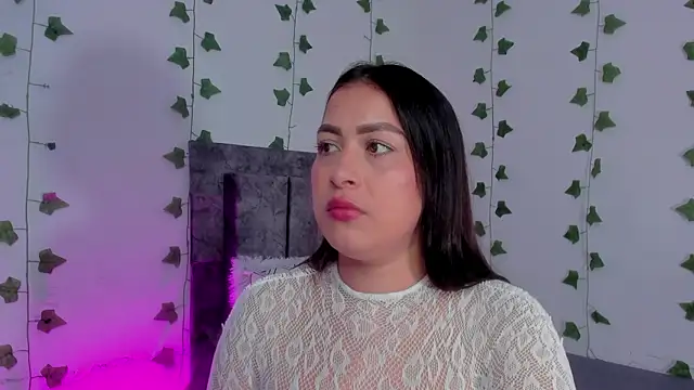 Miaa Garcia online show from June 16, 11:05 pm