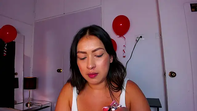 Miaa Garcia online show from February 14, 8:59 pm