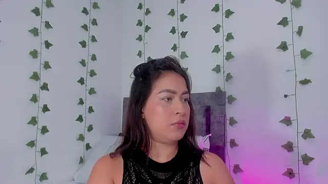Miaa Garcia online show from June 18, 10:37 pm