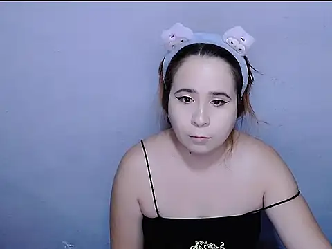 SubLayla01 online show from March 21, 5:50 pm