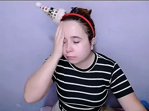 SubLayla01 online show from March 13, 5:51 pm