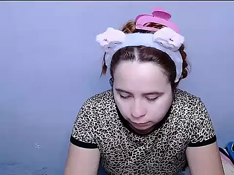 SubLayla01 online show from November 11, 6:03 pm