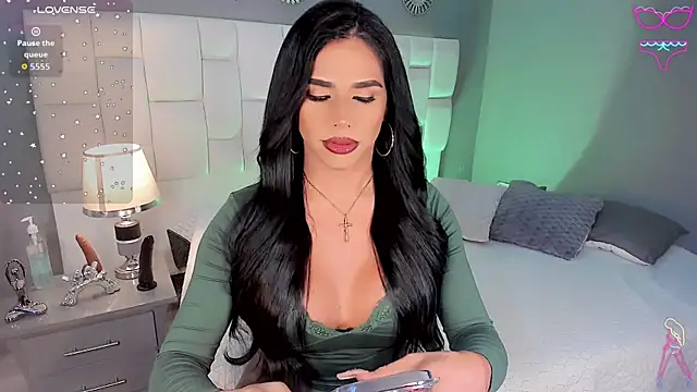 Snapshot of Franciis_4u chatting on October 25, 7:51 am Franciis 4u online show from October 25, 7:51 am