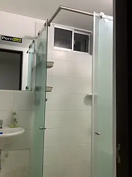 JovenDesobediente online show from April 23, 4:19 am