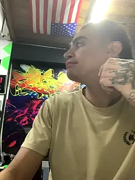 JovenDesobediente online show from December 16, 11:31 pm