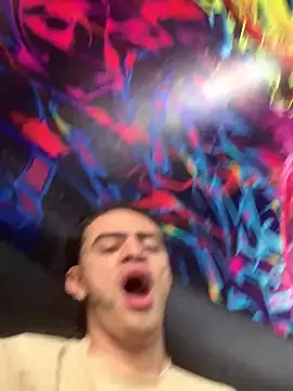 JovenDesobediente online show from April 4, 7:42 pm