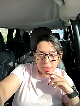 amooraaamoon online show from November 15, 12:09 pm