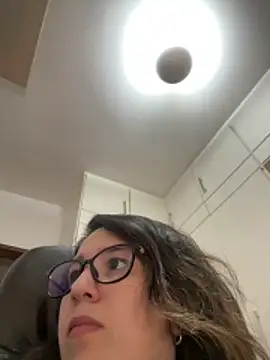amooraaamoon online show from May 22, 1:36 am