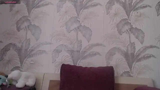 CamDiva113 online show from February 14, 10:04 am