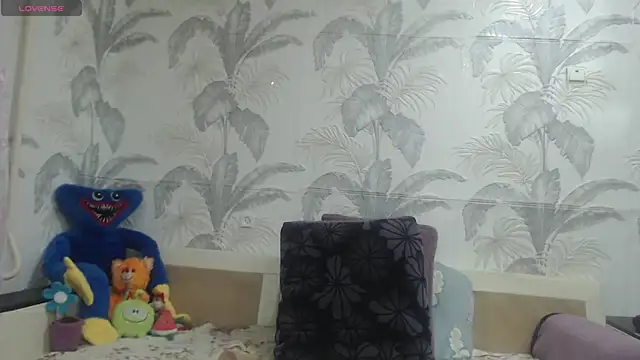 CamDiva113 online show from April 24, 11:07 pm