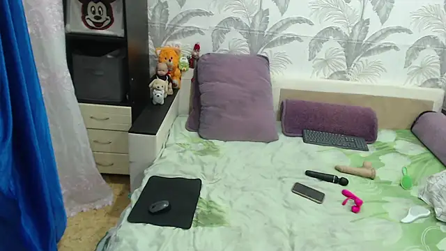 CamDiva113 online show from September 12, 1:28 am