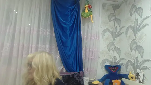 CamDiva113 online show from October 16, 2:36 pm