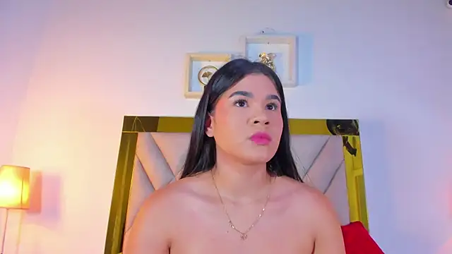 nicole grace0 online show from October 8, 11:56 am