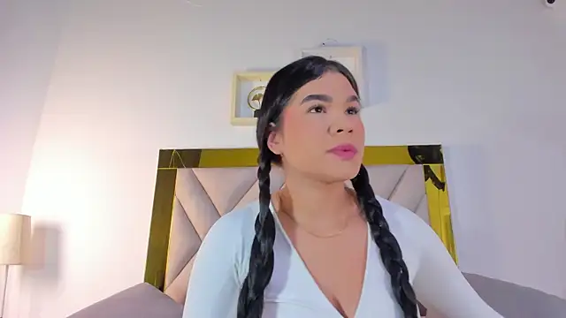 nicole grace0 online show from September 20, 12:10 pm