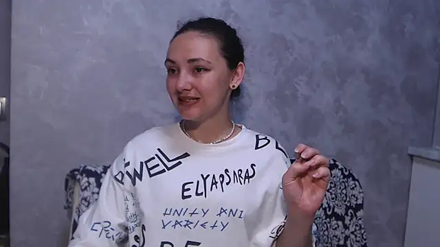 Snapshot of StacyMind chatting on September 16, 5:03 pm StacyMind online show from September 16, 5:03 pm