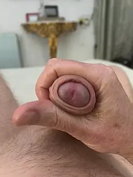 les-machinesxh online show from December 22, 4:01 am