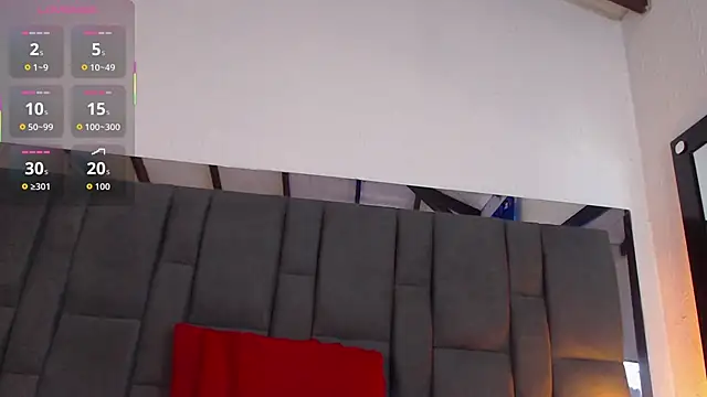 Snapshot of SELENA_BIGBOOBS chatting on October 21, 1:43 pm SELENA BIGBOOBS online show from October 21, 1:43 pm