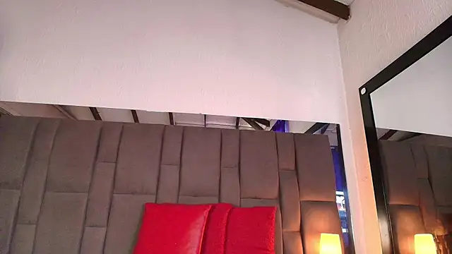 SELENA BIGBOOBS online show from June 1, 2:39 pm