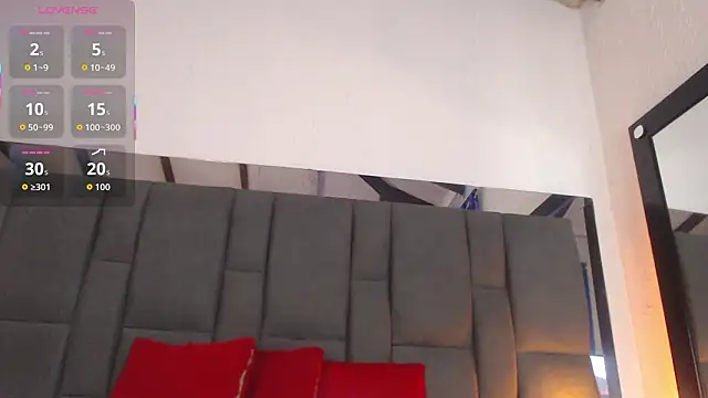 SELENA BIGBOOBS online show from March 2, 1:07 pm