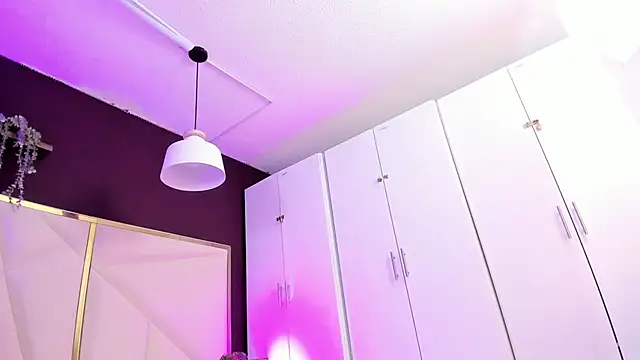 April bowie online show from December 2, 11:12 am