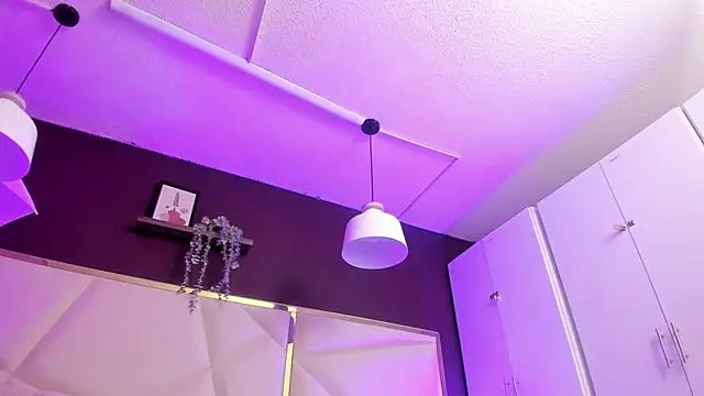 April bowie online show from October 21, 11:09 am