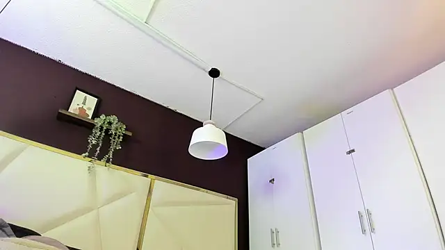 April bowie online show from November 26, 11:10 am