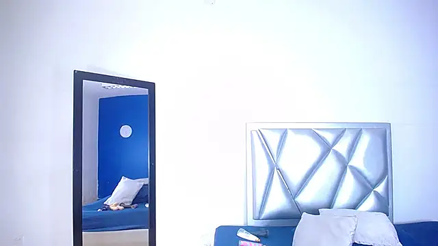 Snapshot of exotic_karmella chatting on November 26, 9:04 pm exotic karmella online show from November 26, 9:04 pm