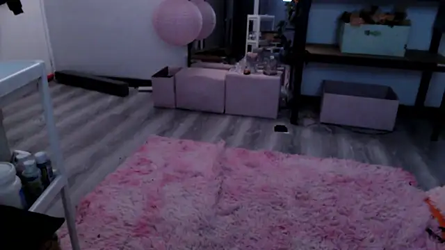 Hellen dumont online show from March 28, 2:12 am