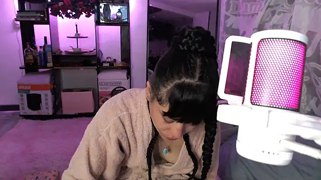 Hellen dumont online show from February 12, 1:05 am