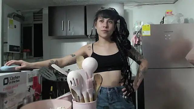 Hellen dumont online show from January 18, 12:14 am