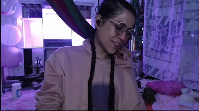 Hellen dumont online show from March 21, 1:40 am