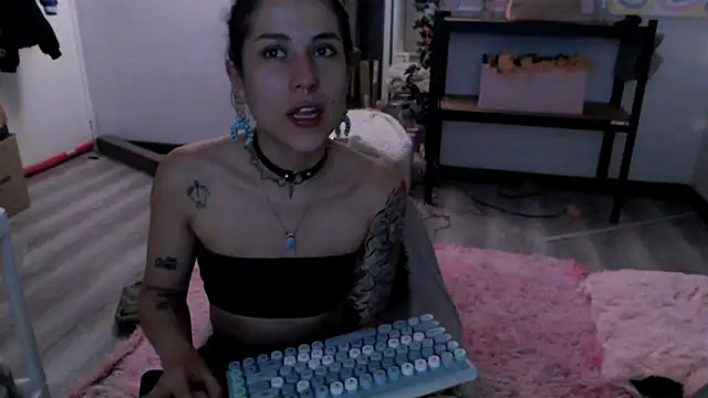 Hellen dumont online show from March 27, 1:25 am