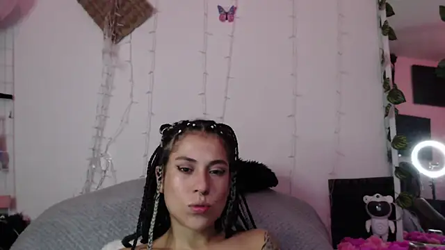 Hellen dumont online show from November 18, 6:06 am