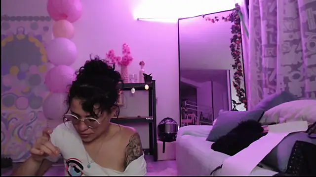 Hellen dumont online show from April 11, 4:42 am