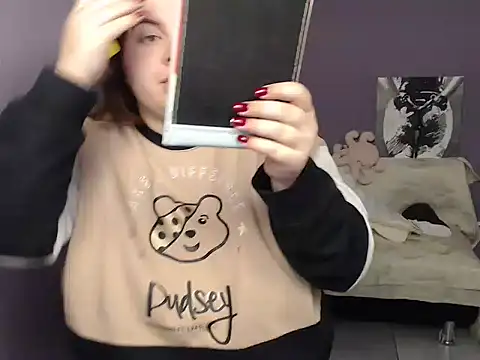 Snapshot of so_shy chatting on October 29, 7:40 am so shy online show from October 29, 7:40 am