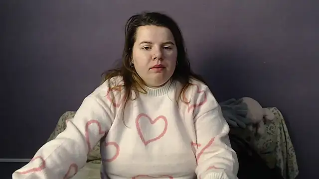 so shy online show from January 18, 7:45 am