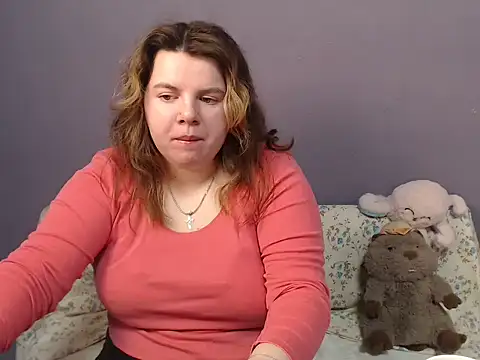 so shy online show from December 5, 7:40 am