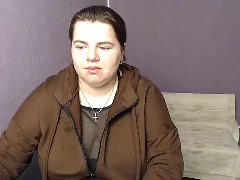 Snapshot of so_shy chatting on September 12, 6:13 am so shy online show from September 12, 6:13 am