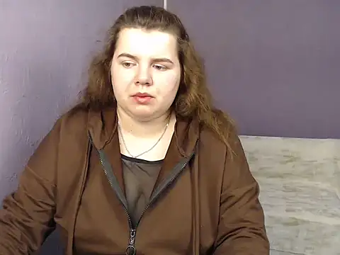 Snapshot of so_shy chatting on September 18, 6:38 am so shy online show from September 18, 6:38 am