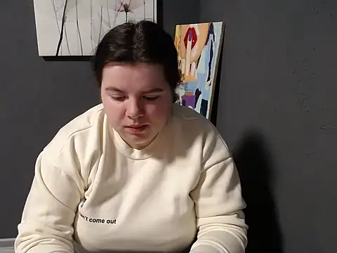 Snapshot of so_shy chatting on March 17, 7:57 am so shy online show from March 17, 7:57 am