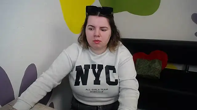 so shy online show from March 14, 7:58 am