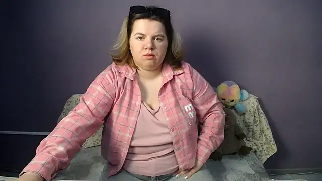 so shy online show from May 23, 6:12 am