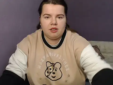 Snapshot of so_shy chatting on September 30, 6:41 am so shy online show from September 30, 6:41 am