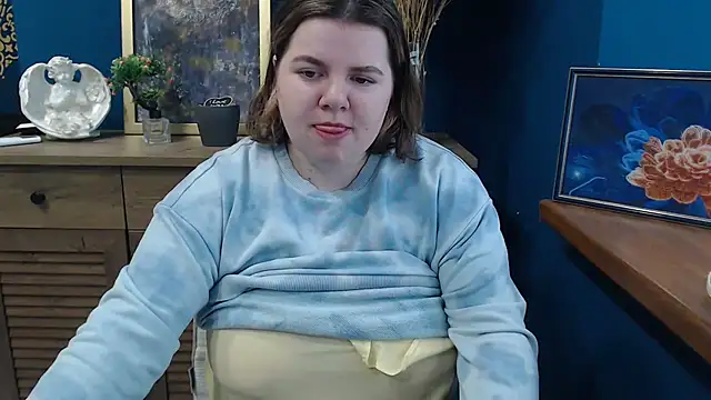 so shy online show from March 26, 7:17 am