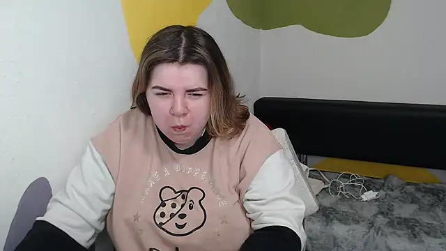 so shy online show from April 9, 6:30 am