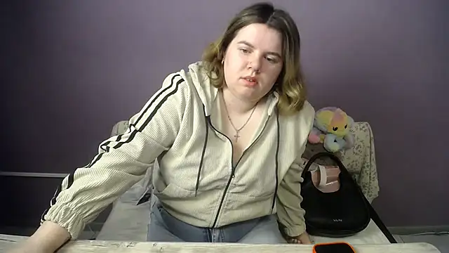 so shy online show from April 30, 6:31 am