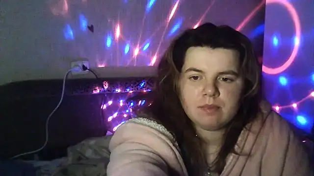 so shy online show from December 22, 7:47 pm