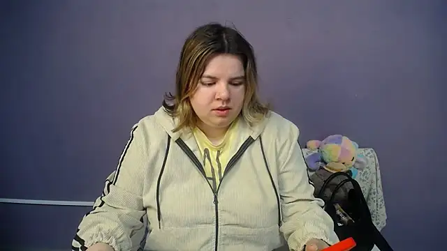 so shy online show from May 10, 6:28 am