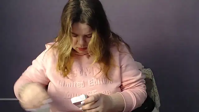 so shy online show from February 25, 7:19 am